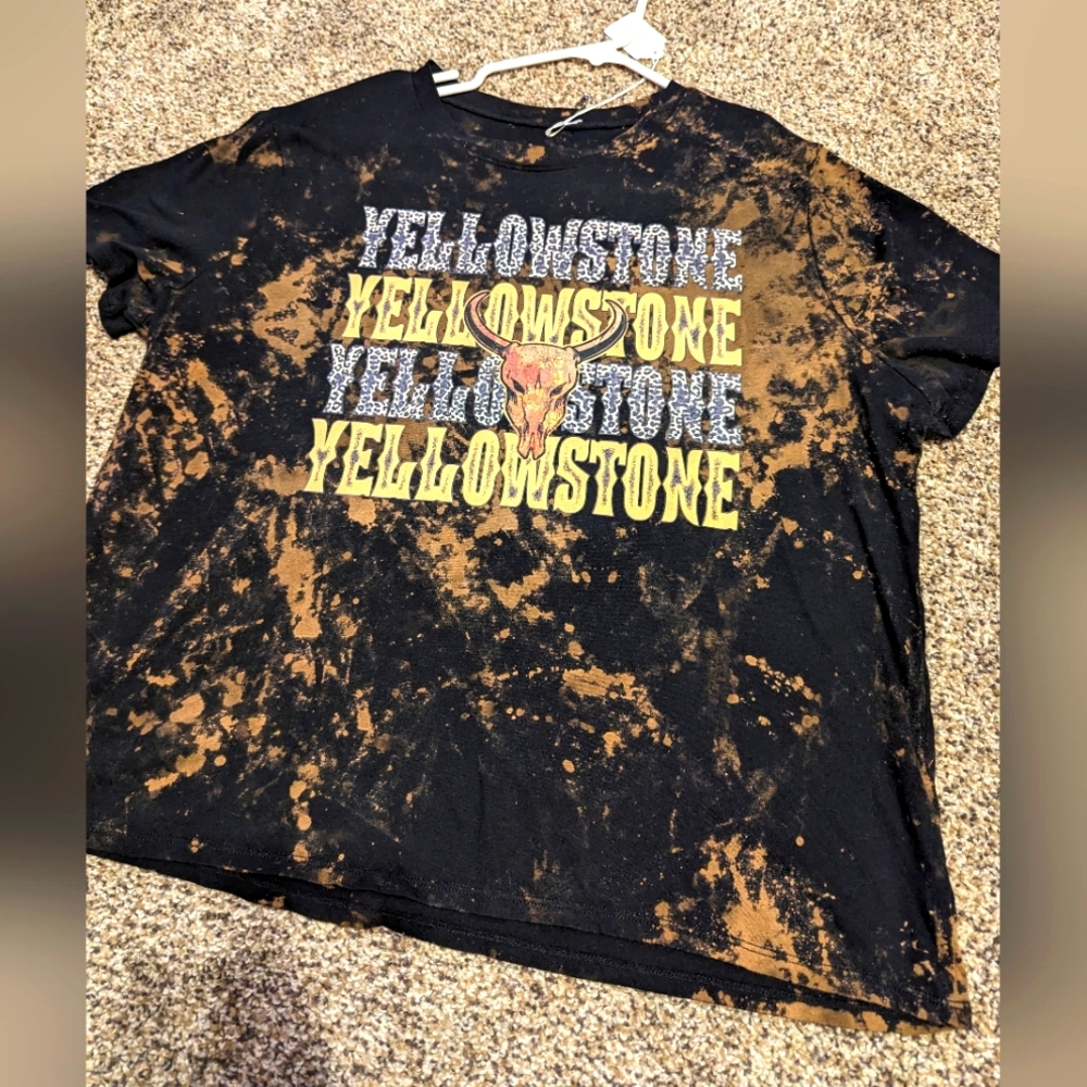 Yellowstone T